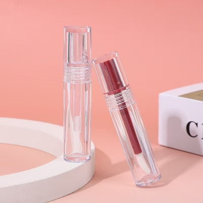 PETG/ABS Material Structure Lipgloss Tube with Colored Lining and 4.5ml Capacity