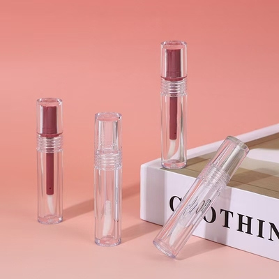 PETG/ABS Material Structure Lipgloss Tube with Colored Lining and 4.5ml Capacity