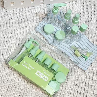Hot Stamping 50ml Plastic Bottle for Customized Color Skincare Travel Set