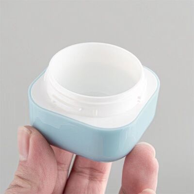 Exquisite Appearance 20g 30g 50g 100g Square Angle Plastic Cream Jar with Hand-pull Gasket Used for Skincare Package Support Customized