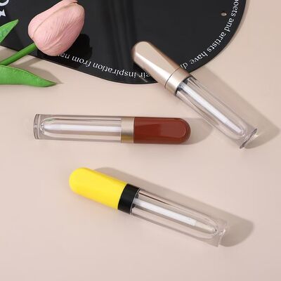 4.5ml Plastic Lip Gloss Tube with Customized Colors and Leakproof Design for Lip Care Products