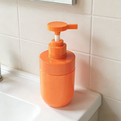 200ml Crystal Clear Shatter-Resistant Lightweight Cosmetic PET Bottle with Lotion Pump for Skincare Packaging