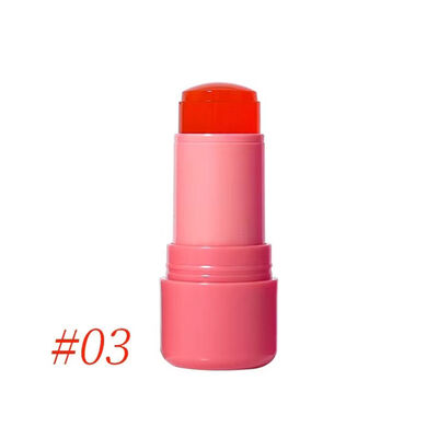 Stylish Design 5ml Lip Gloss Tube with Customized Colors for Precise Application