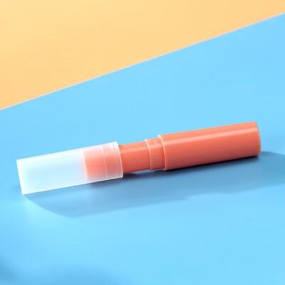 Wholesales 3G Plastic Cylinder Lip Stick Tube Empty Packaging Matte Tube for Lip Care Balm