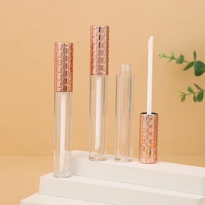 Wholesale 4.5ml Plastic Lip Gloss Tube with Golden Cap and White Brush for Empty Cosmetic Container